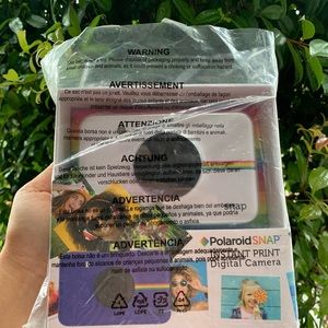 NEW Polaroid Snap Instant Digital Camera